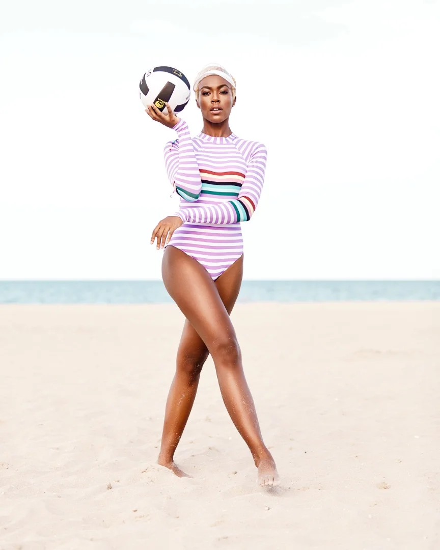 Editorial — magazine, press by Toni Lowe, photo 16 of 66